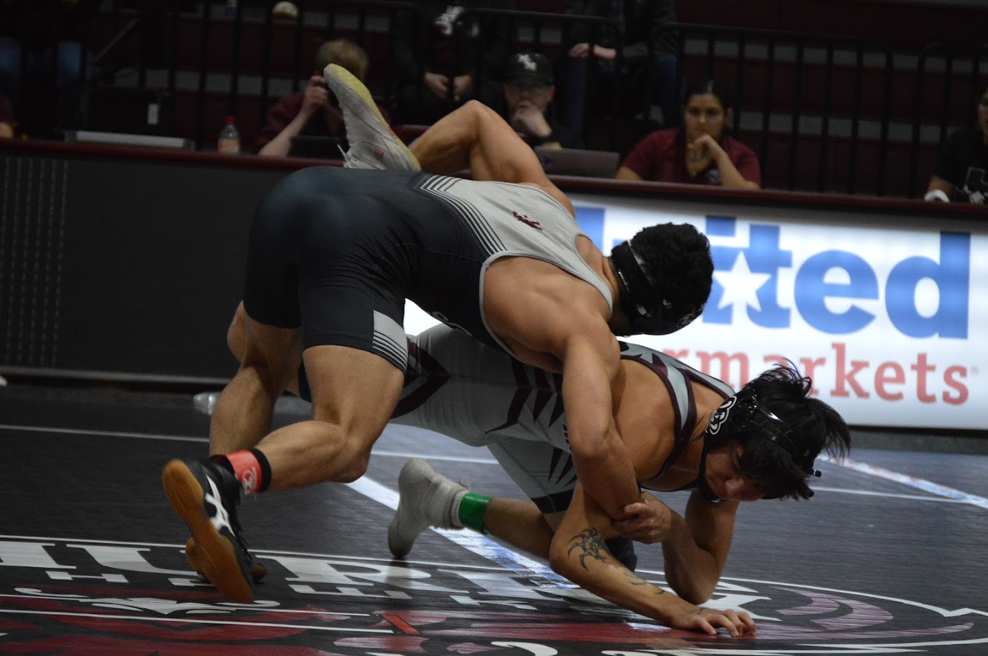 Men's Wrestling Takes Down McMurry