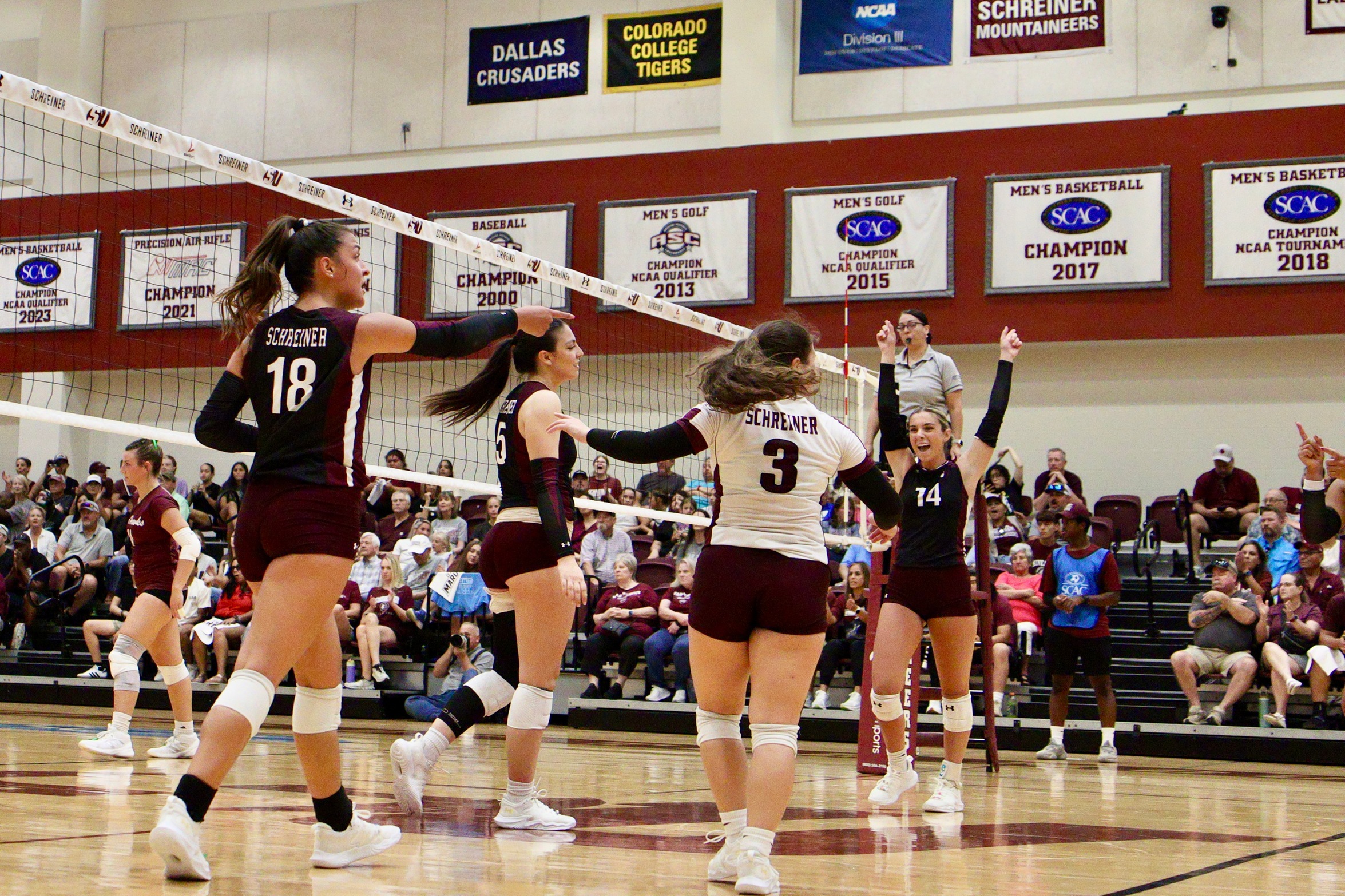 Mountaineers Go 2-1 In Conway